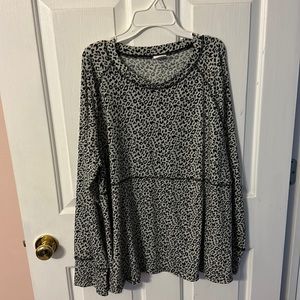 SIMPLE Suzanne Betro leopard top